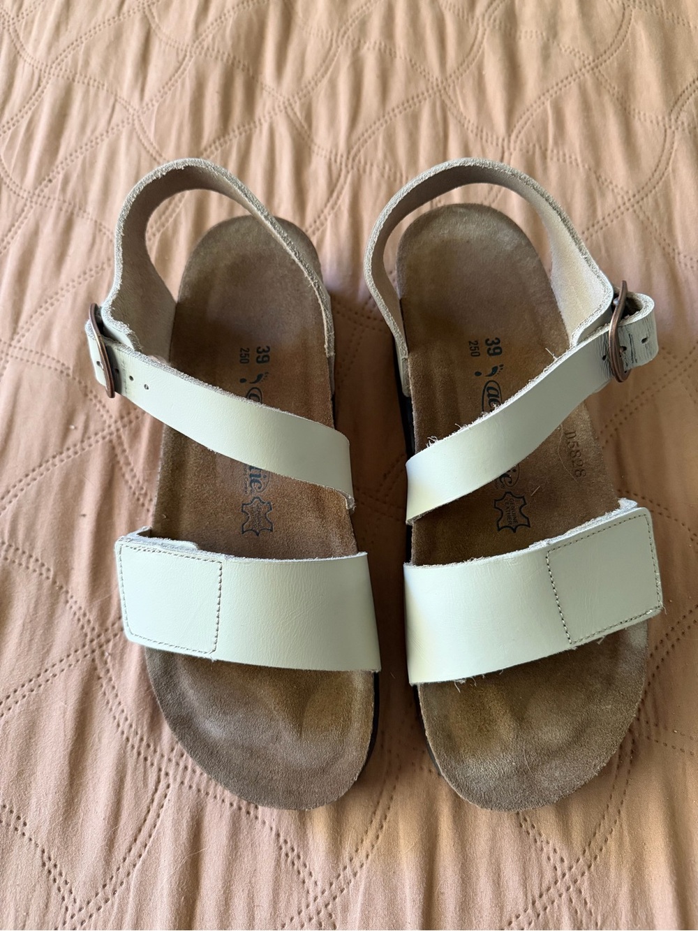 Aerothotic Cream Buckle Sandals